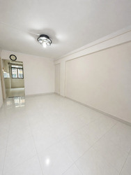 Blk 102 Crescent View (Queenstown), HDB 3 Rooms #602204501